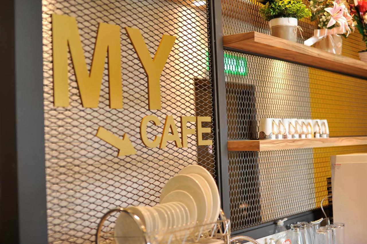 Mye Hotel Muar Esterno foto